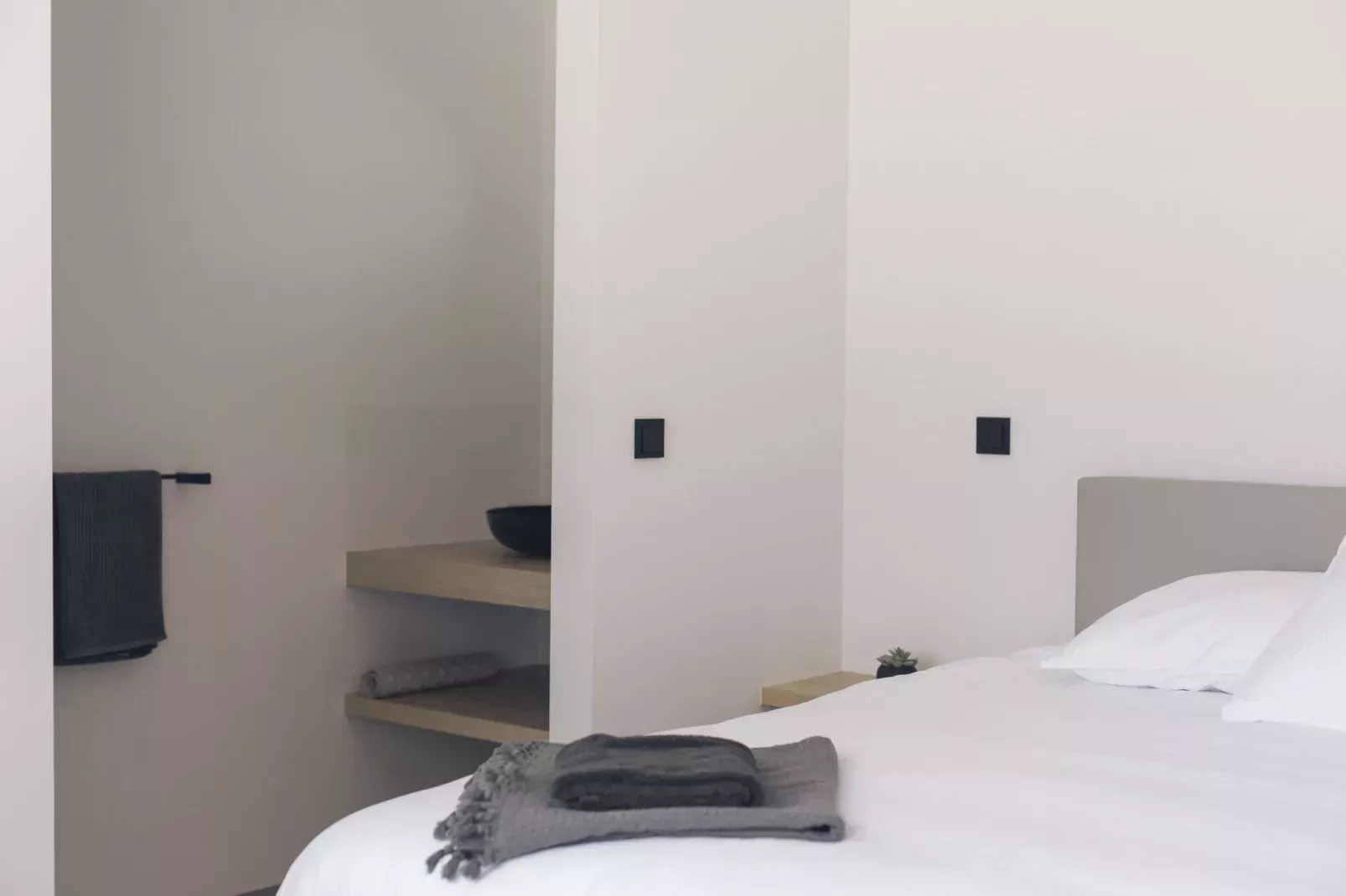 Charlie's house-Bedroom