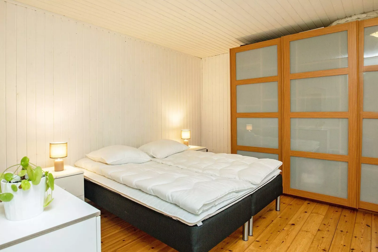 8 person holiday home in Karrebæksminde-By Traum-Indoor