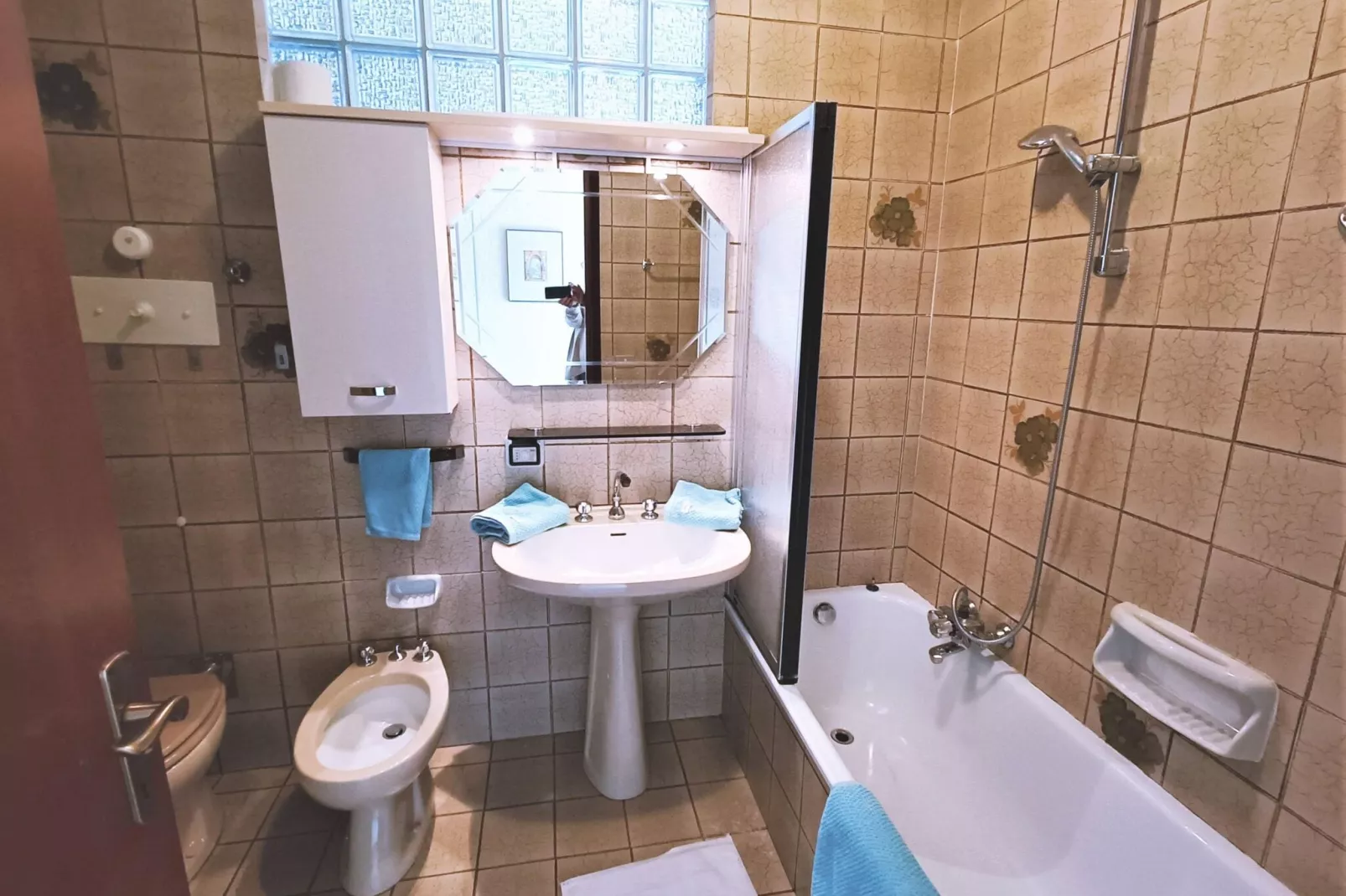 PAM03/4 - Tre Palme-Bathroom