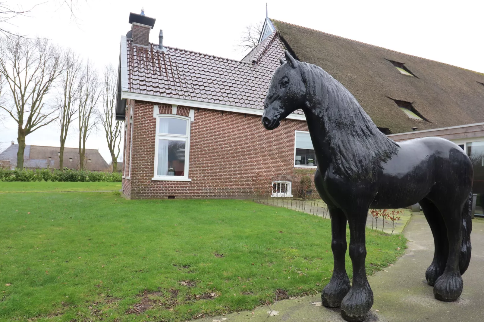 Huisje op paardenboerderij-Gebiete Sommer 1 km