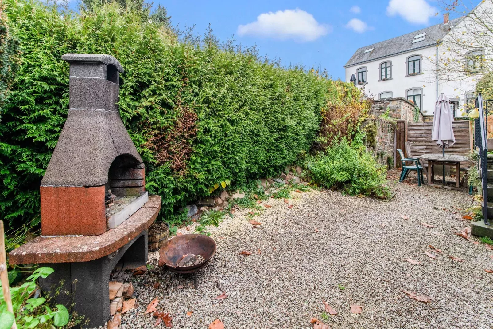 Aux Nutons-Balcon-terrasse