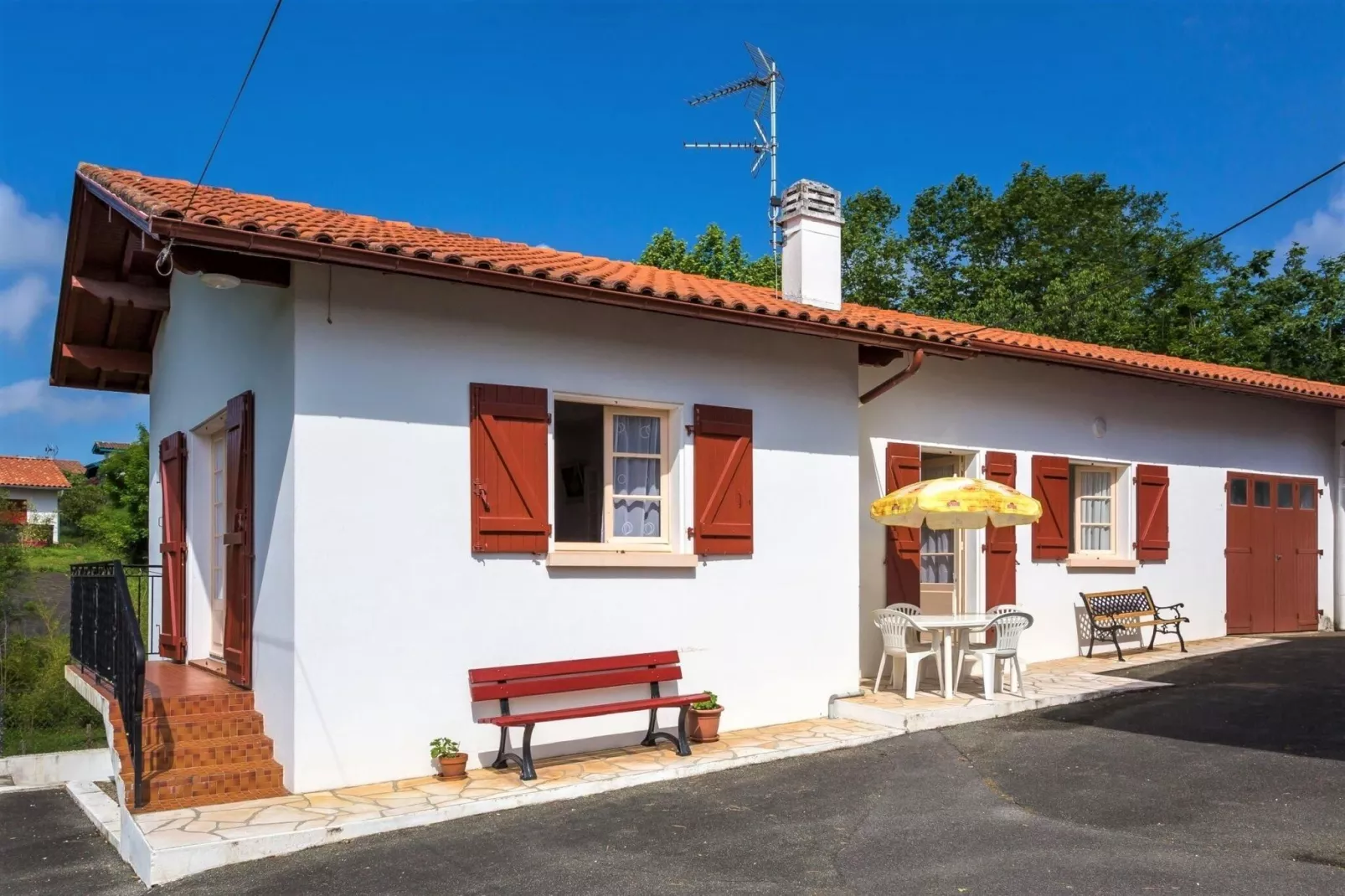 MAISON GURE AMETSA-Exterior summer