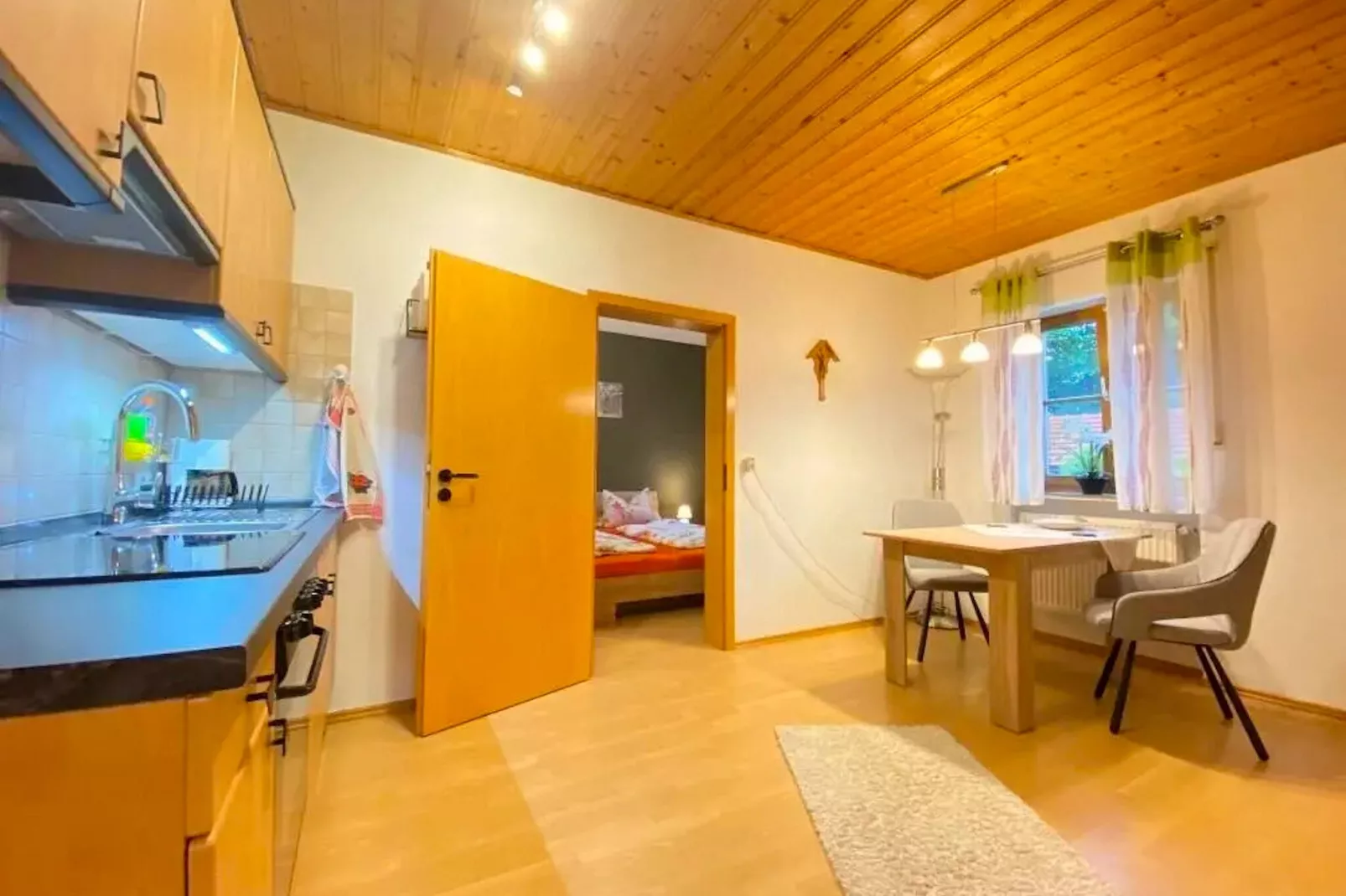 	Holiday flats Haus am Wald Zenting-Wohnung für 2 Personen-Salle à manger