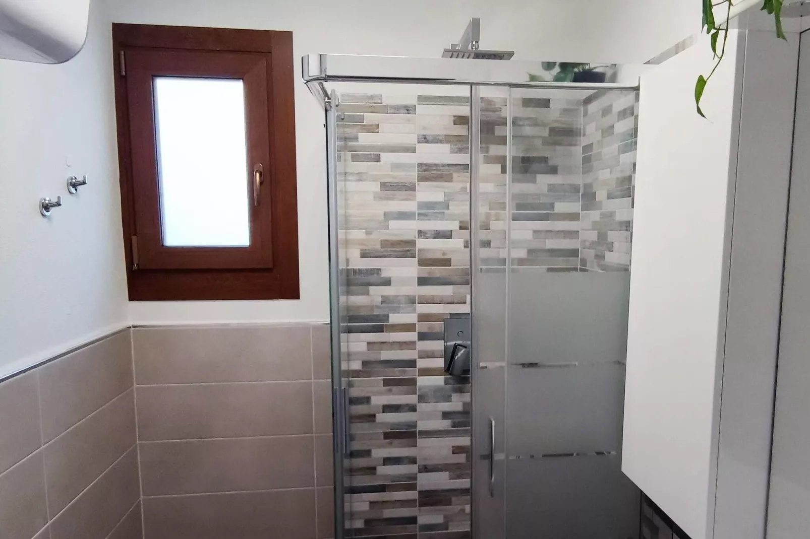 Chaberton house-Bathroom