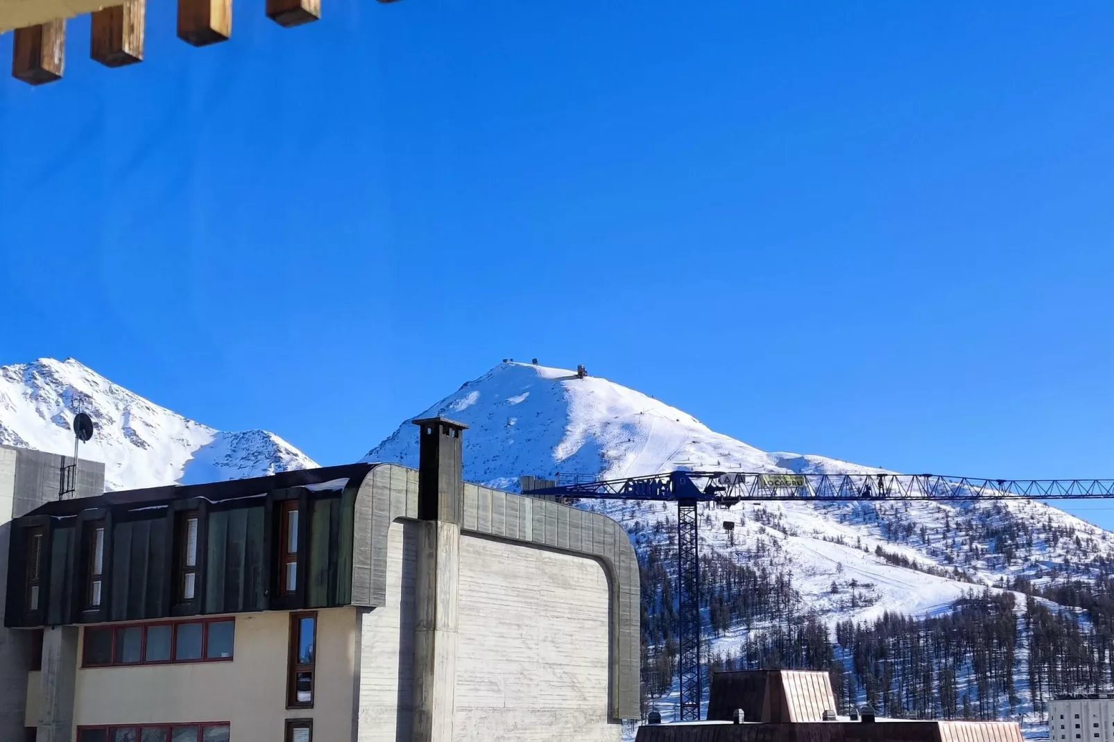 Chaberton house-View winter