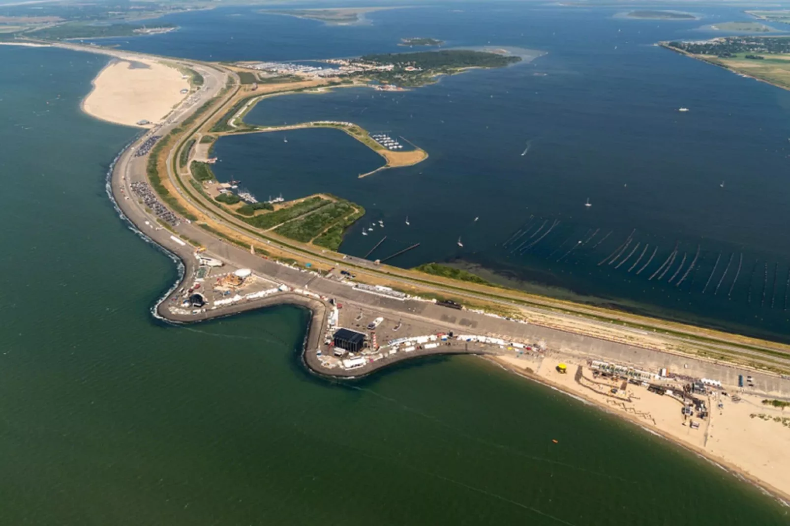 Beach Resort Brouwersdam 3-Areas summer 5km