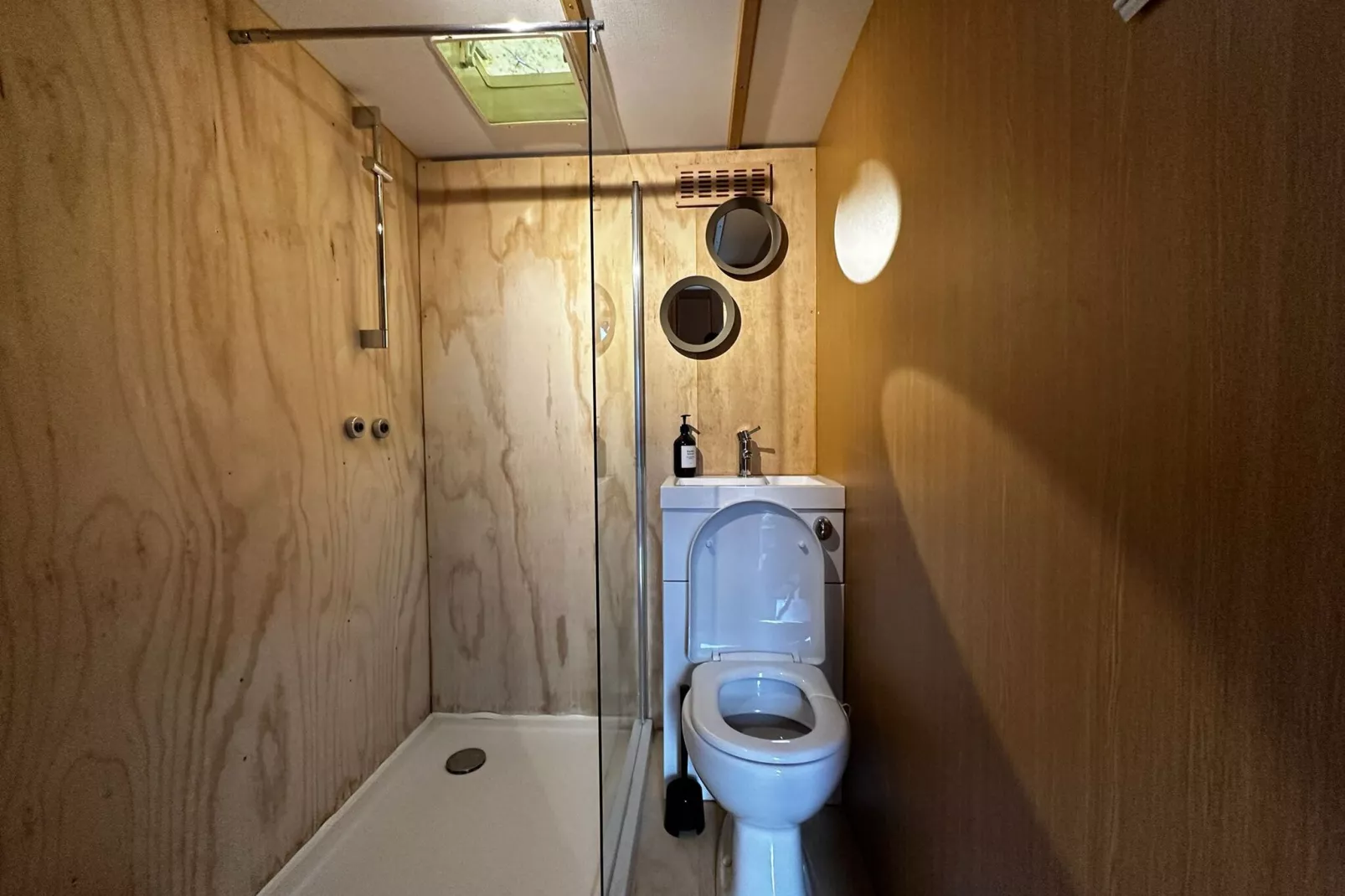 Camping Ideaal-Badezimmer