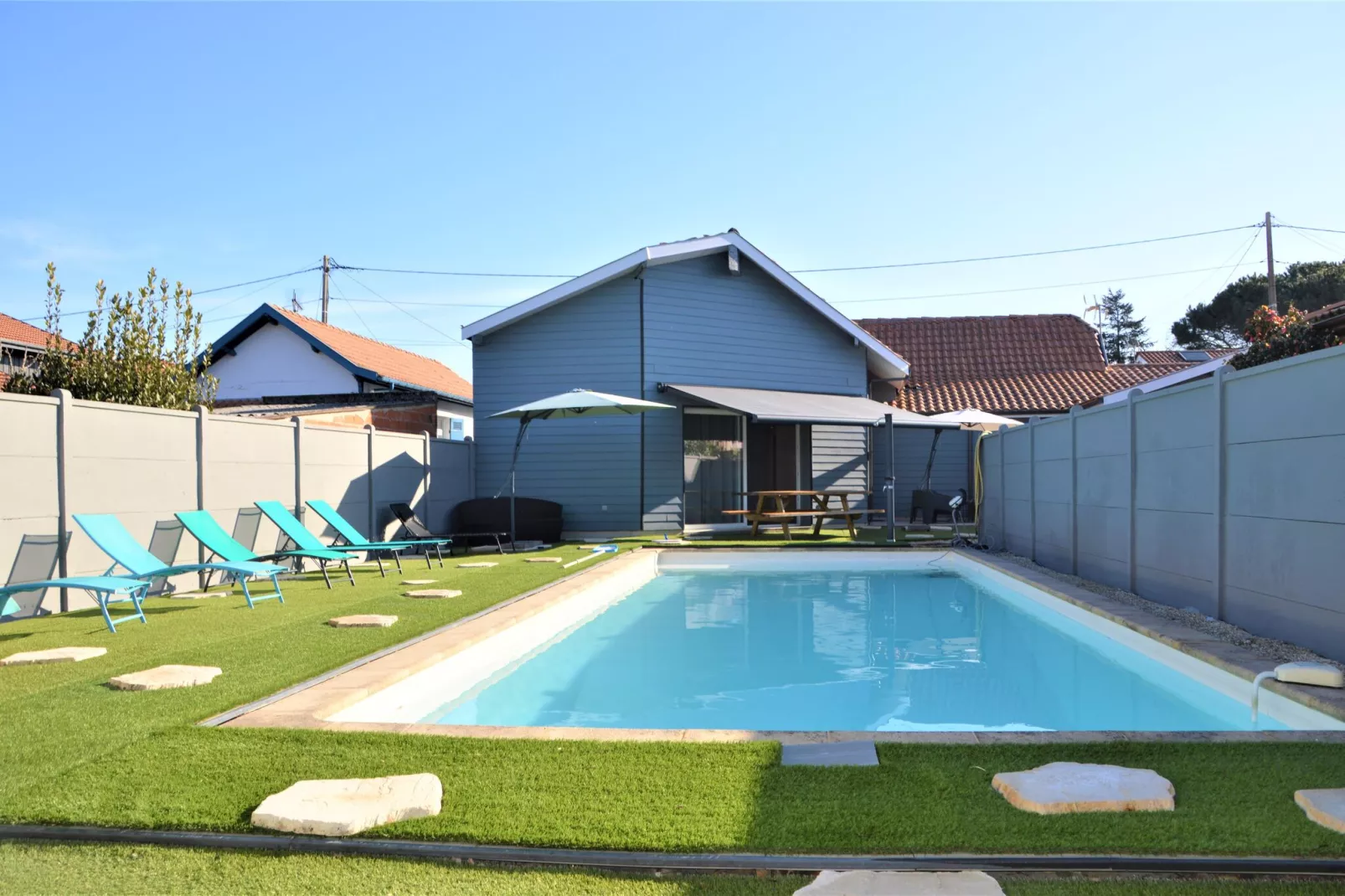 Maison à 10 min du Pilat-Außenbereich Sommer