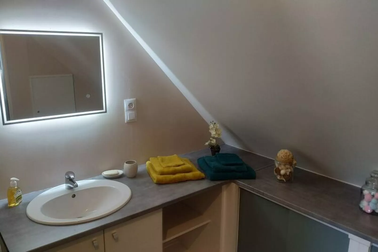 Holiday home Barneville-Carteret-Salle de bain