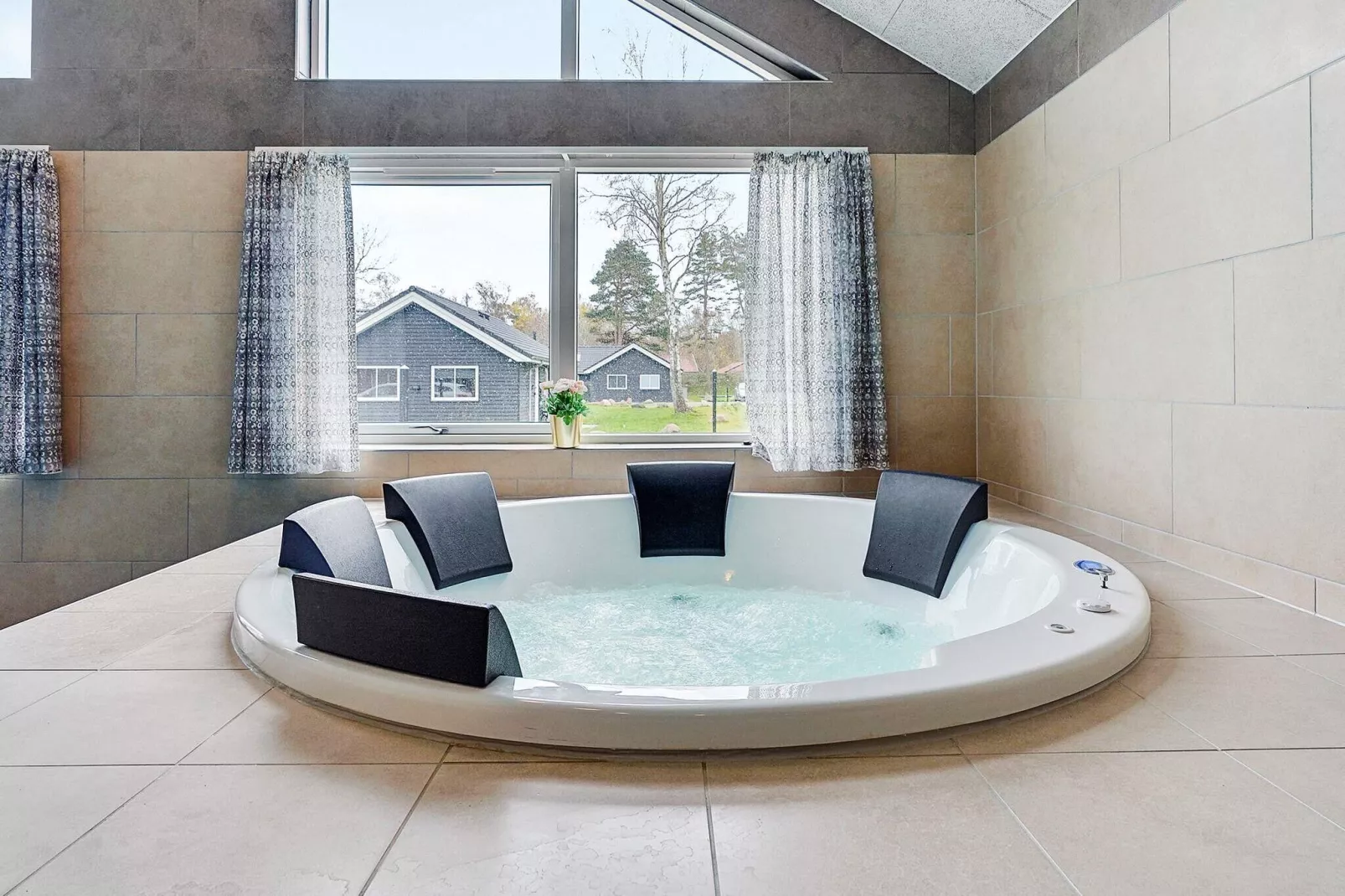 Retraite de luxe sur la plage à Væggerløse-Spa