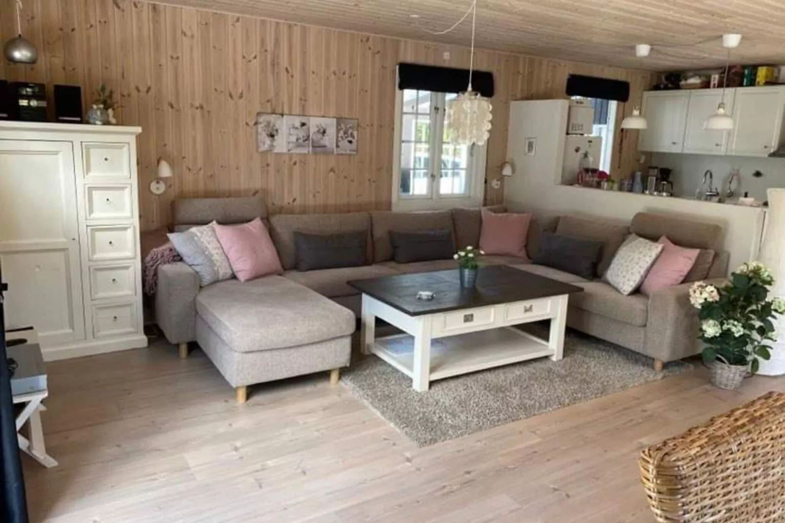 6 person holiday home in Blåvand-Untagged