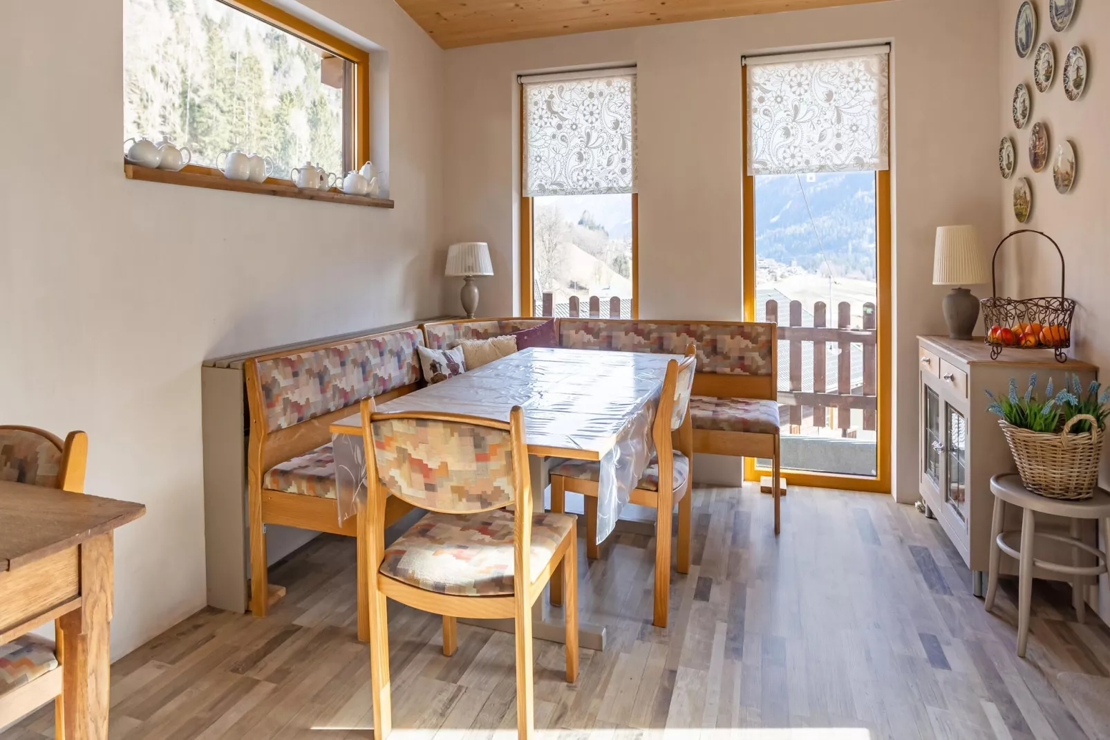 Chalet Jari-Dining room
