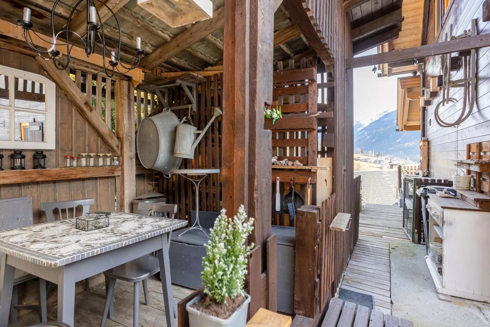 Chalet Jari-Dining room