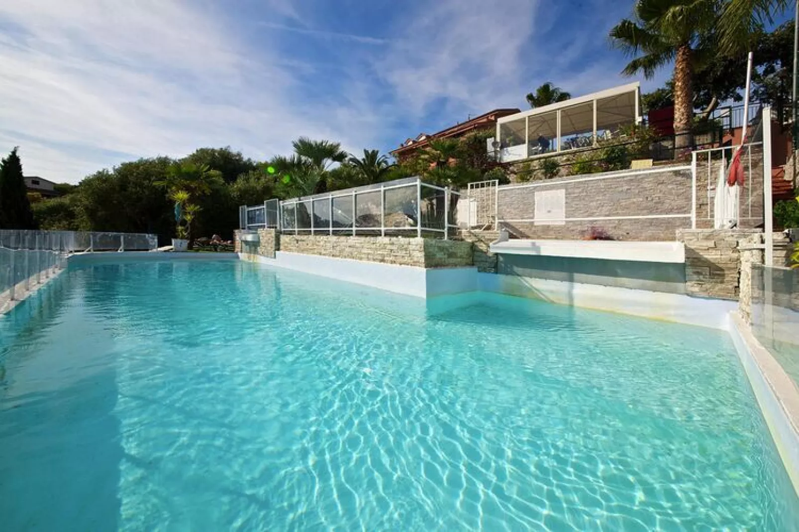Ferienanlage Villa Giada Imperia - Type Trilocale Plus Rosa TR2 / C6 plus-Pool