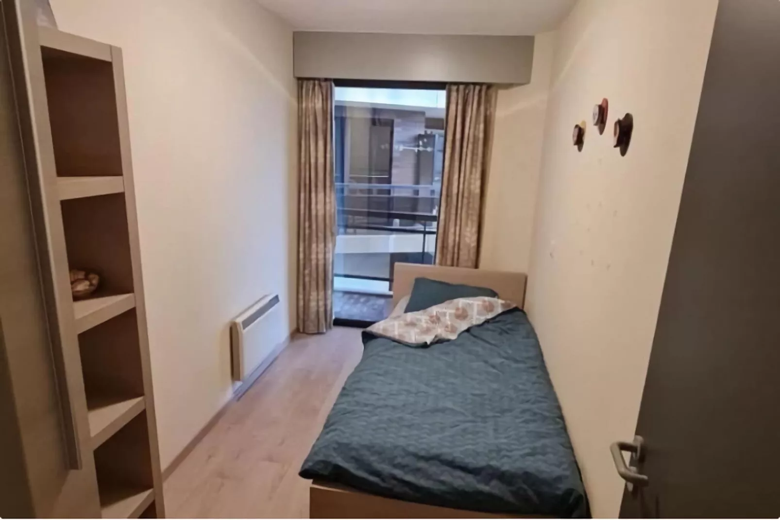Central Place-Bedroom