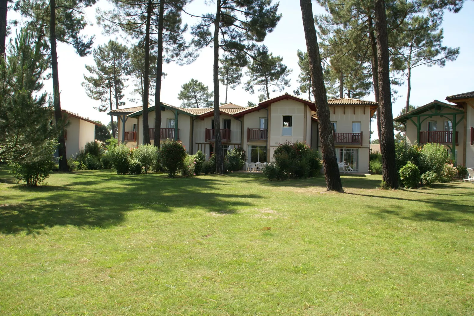 Les Greens du Bassin 5-Exterior summer