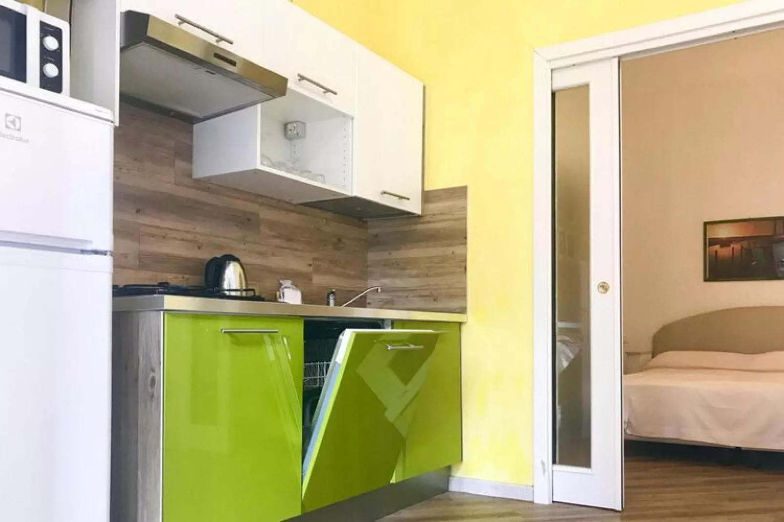 Ferienanlage Villa Giada Imperia - Type Trilocale Plus Rosa TR2 / C6 plus-Kitchen