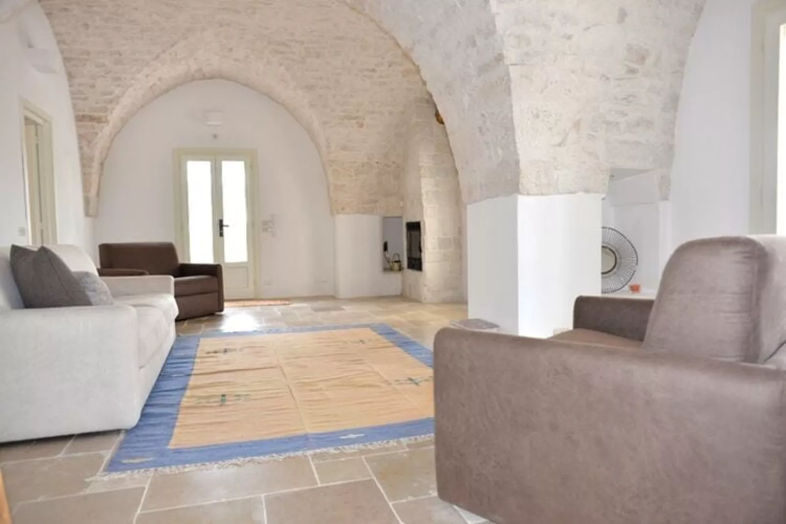 Casale Dolina Verde Ostuni-Exterior summer