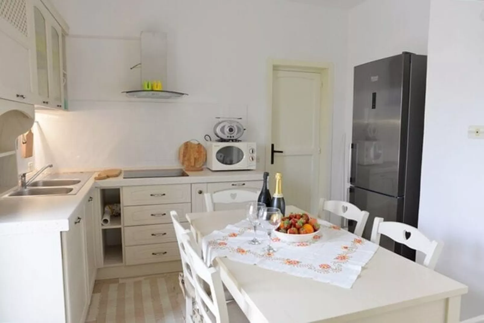 Casale Dolina Verde Ostuni-Kitchen