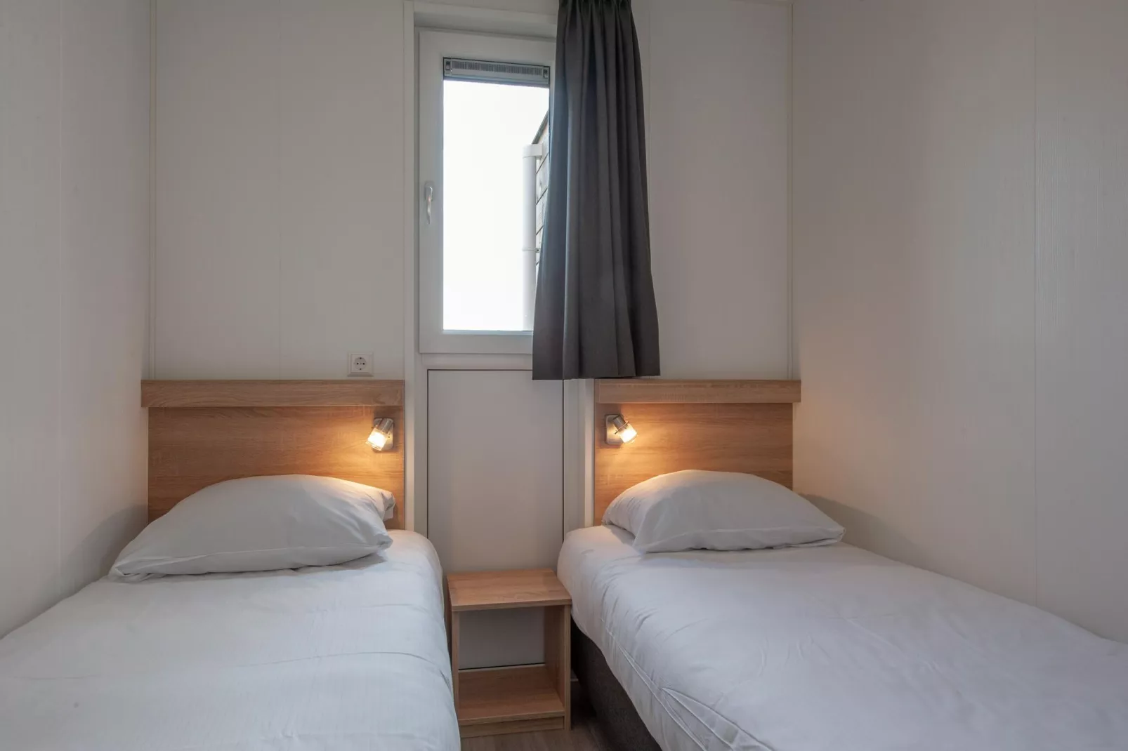 Beach Resort Nieuwvliet-Bad 12-Bedroom