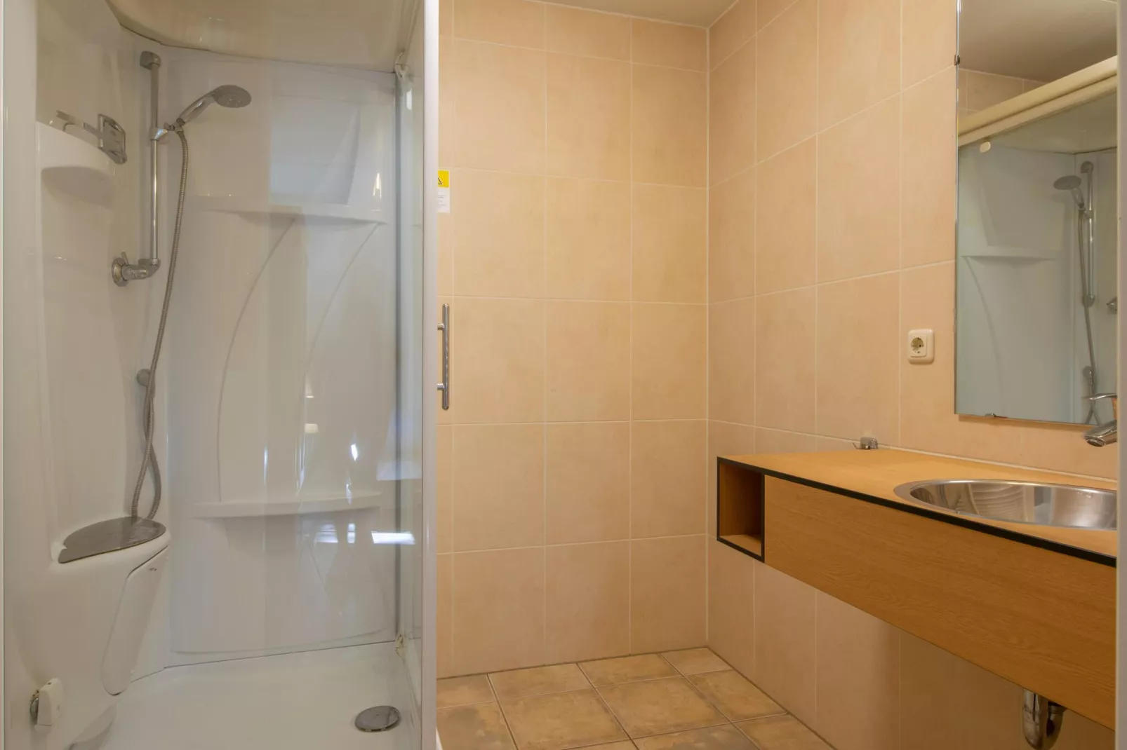 Vakantiepark de Katjeskelder 16-Badezimmer
