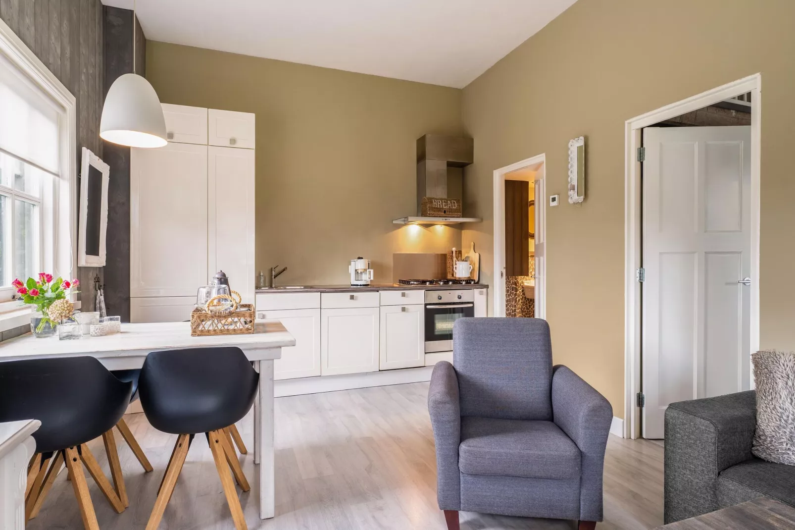 Naast het Bollenveld-Dining room