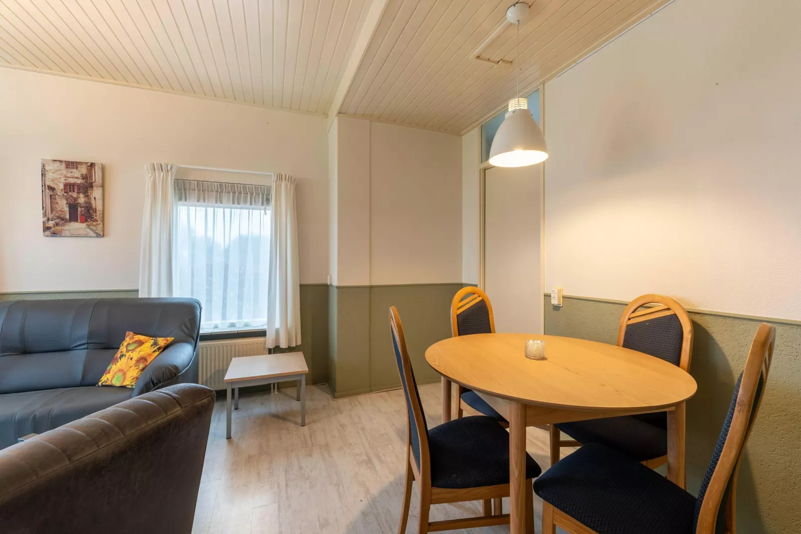 Vakantiewoning het Steegje-Dining room