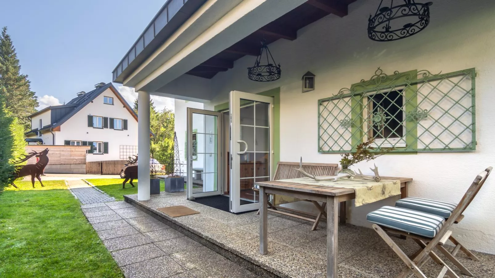 Landhaus Leitzinger EG2-Terrace balcony