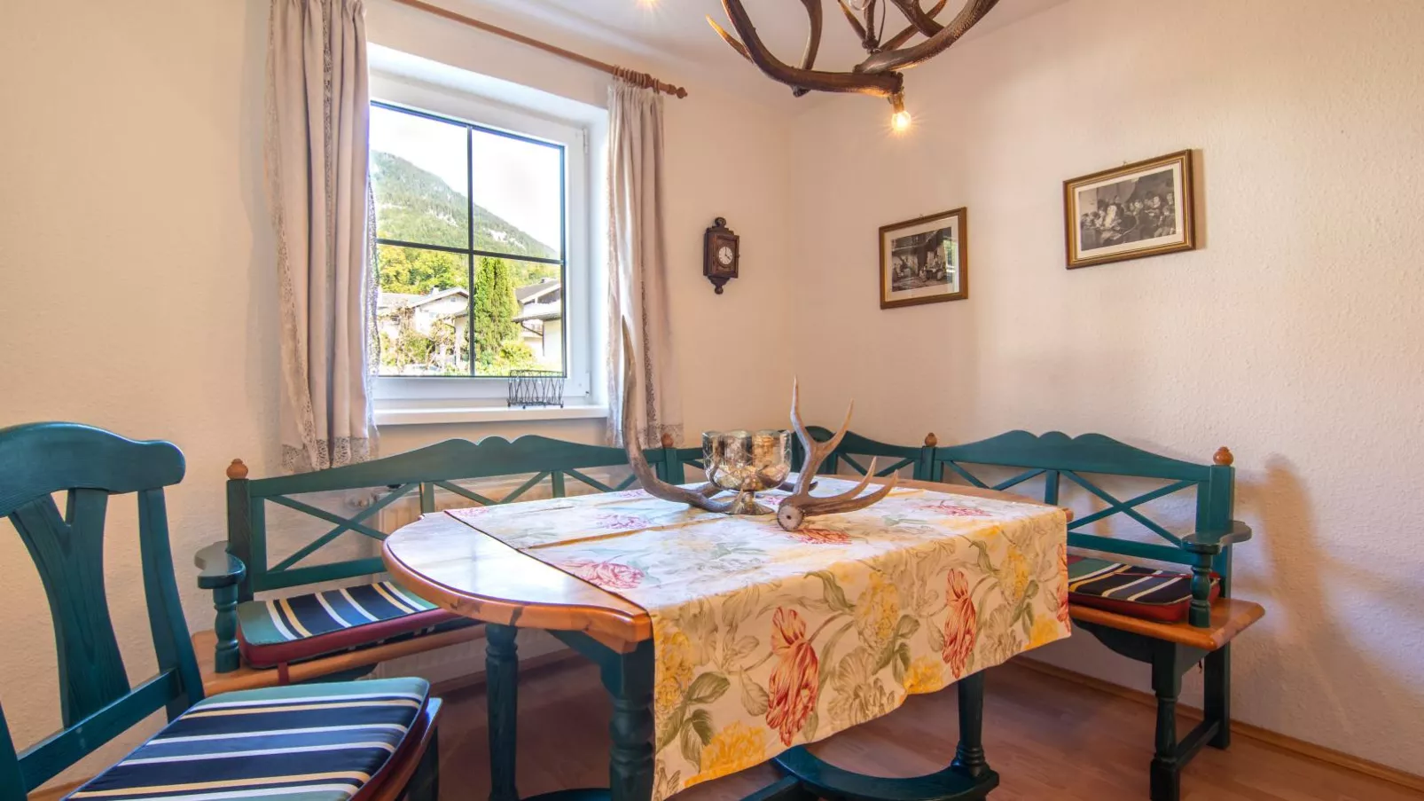 Landhaus Leitzinger OG1-Esszimmer