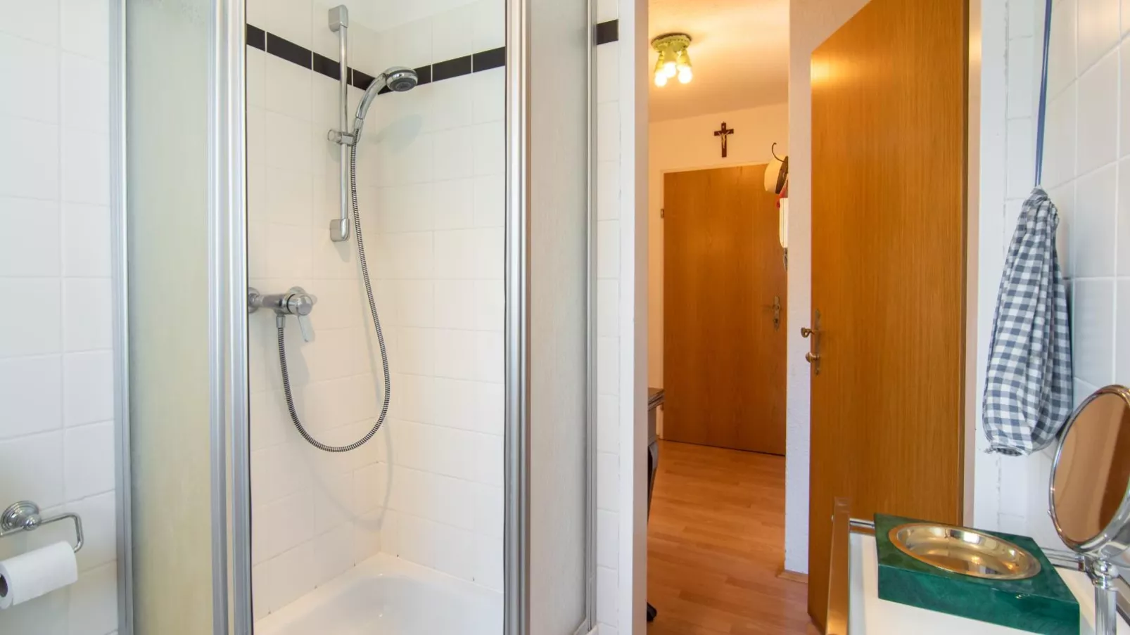 Haus Leitzinger OG2-Bathroom