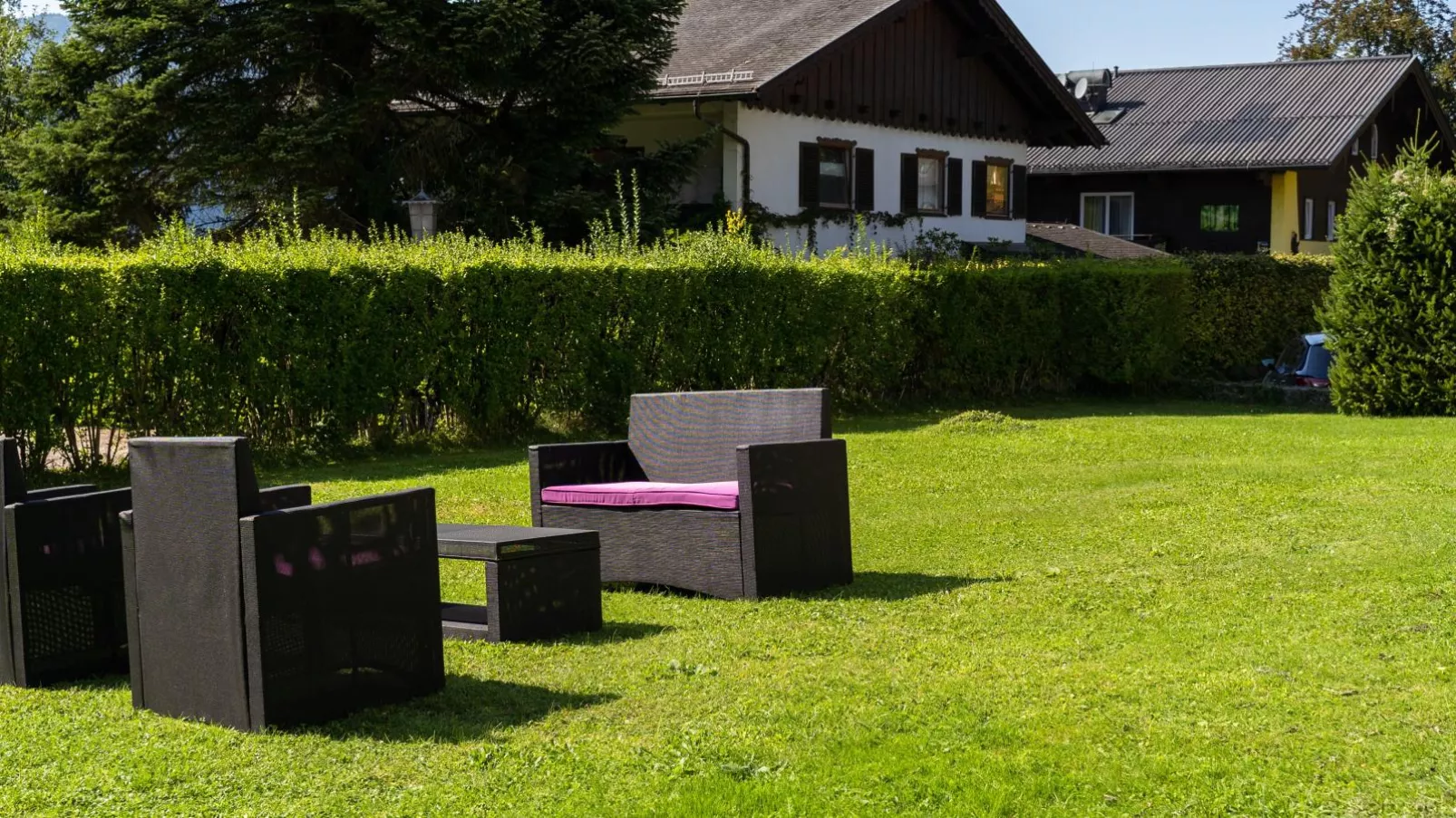 Haus Leitzinger OG2-Gardens summer
