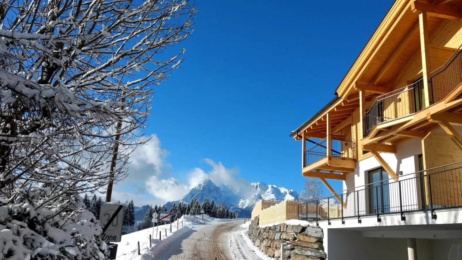 Bergblick-Außenbereich Winter