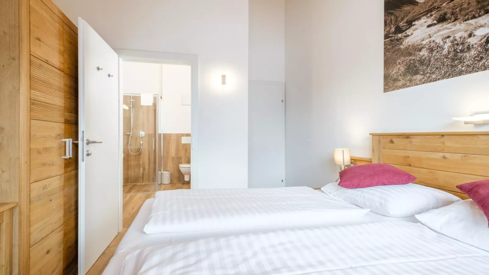 Adlerblick-Bedroom