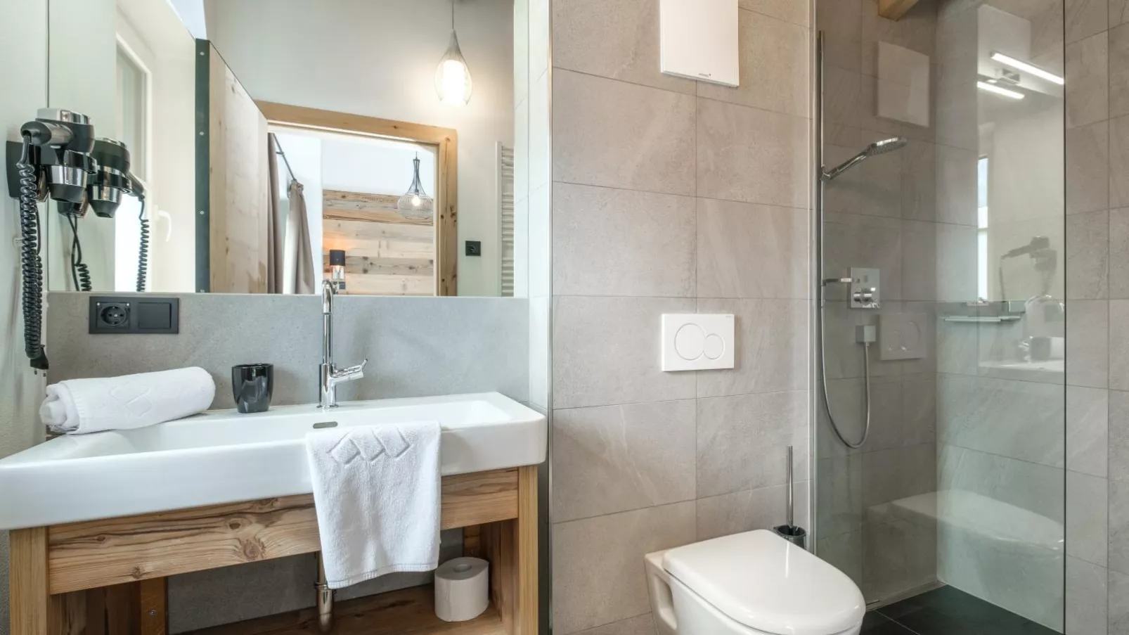Tauernlodge XL-Bathroom