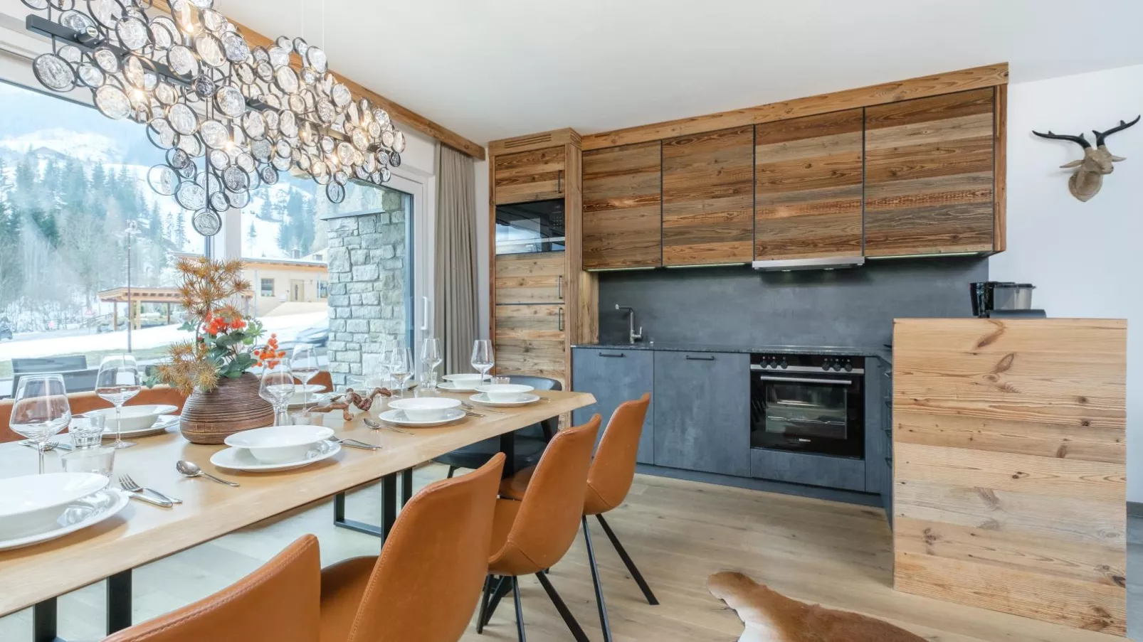 Tauernlodge Mila-Dining room