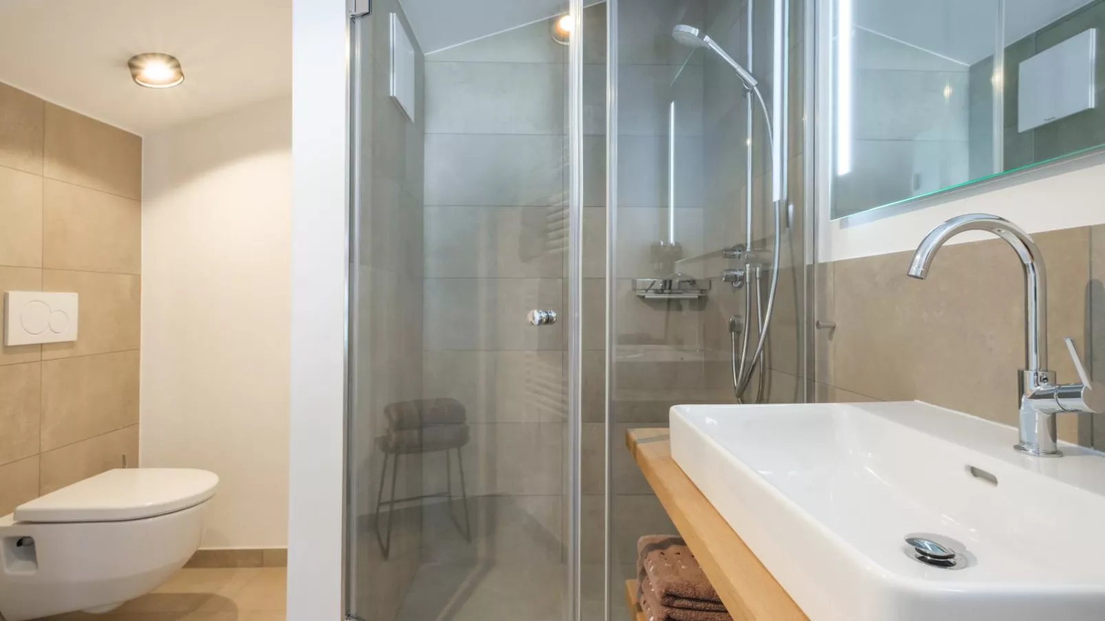 Sonnblick Top 6-Bathroom