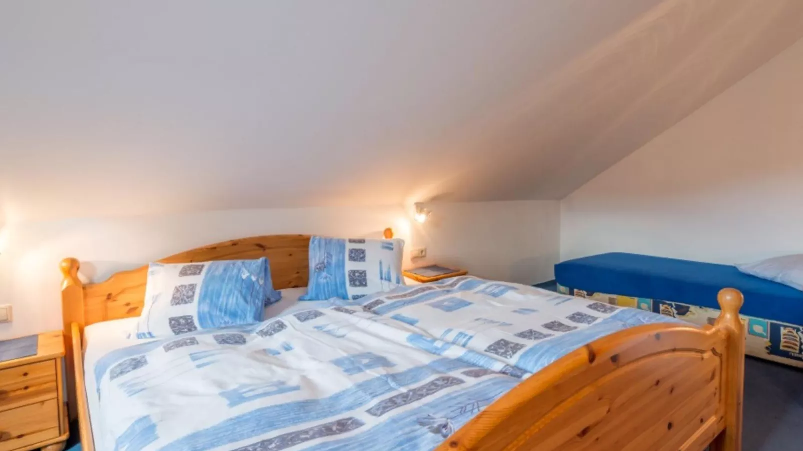 Elsa Flachau-Bedroom
