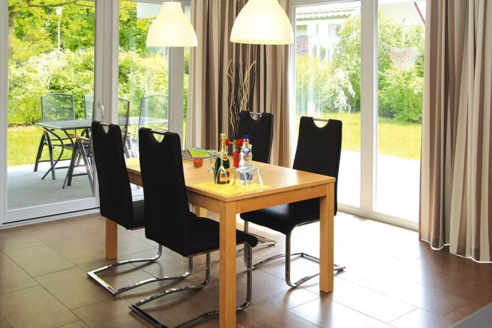 Müritzzeit-Dining room