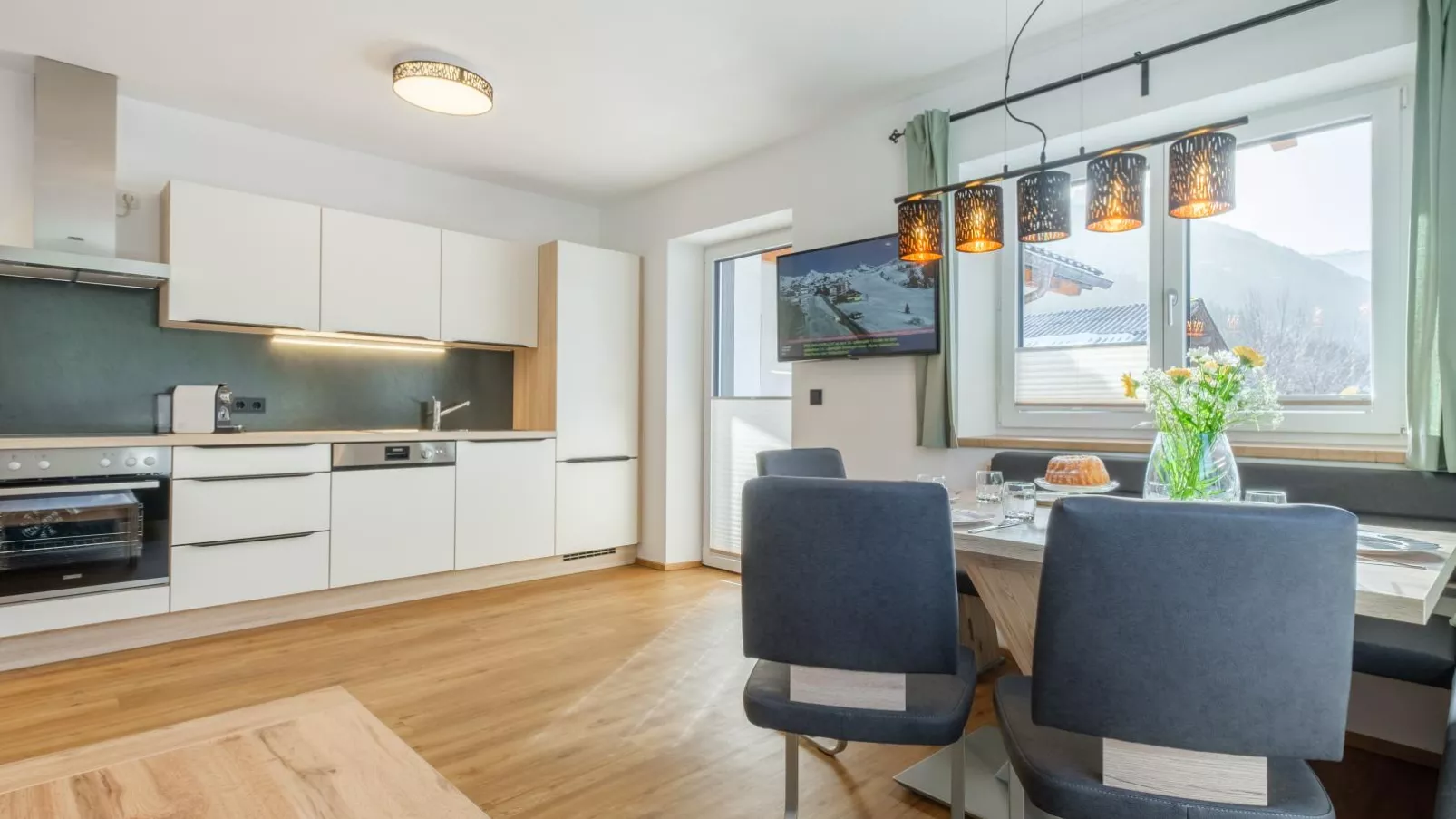 Tauern-Blick-Dining room