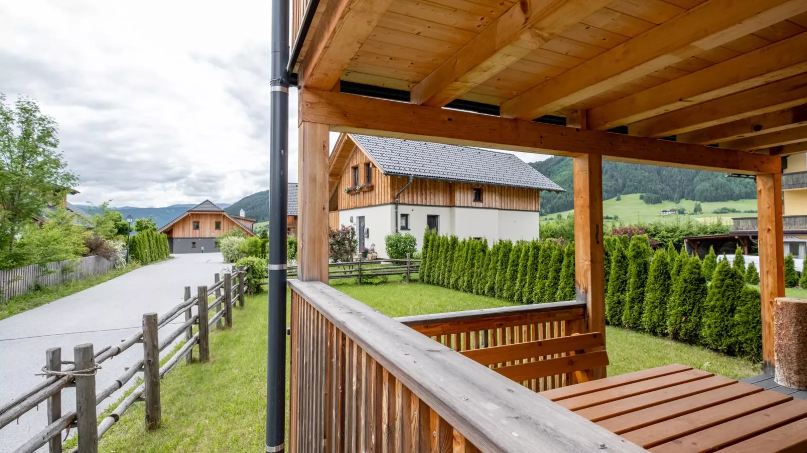 Panorama Top  2-Terrace balcony