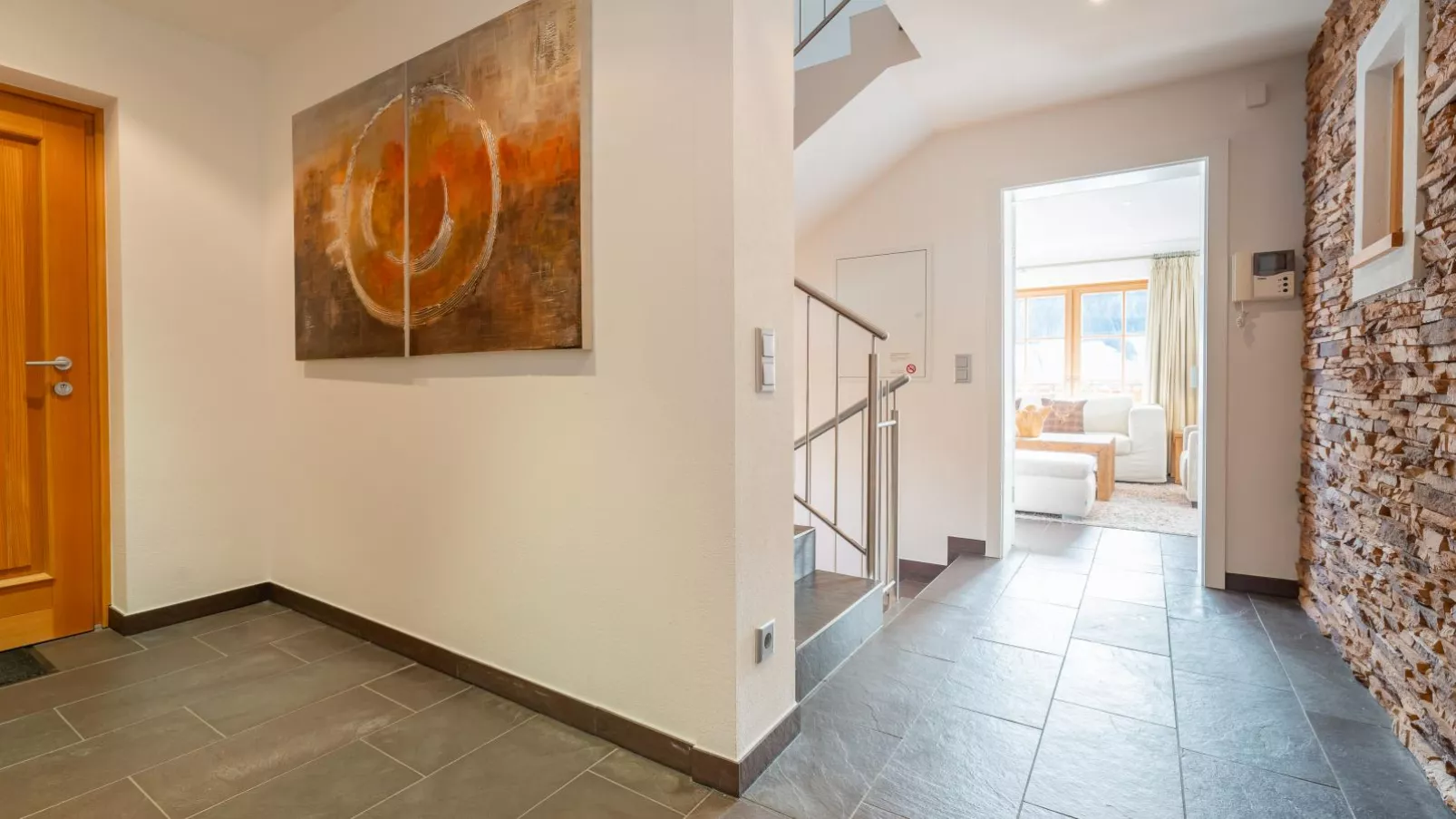 Bellevue-Hall & reception