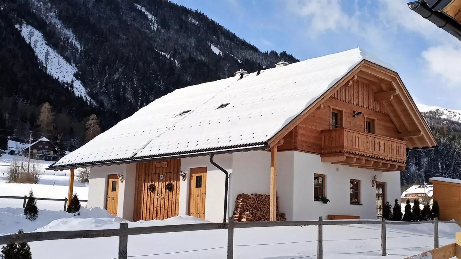Wolfgangchalet B-Exterior winter