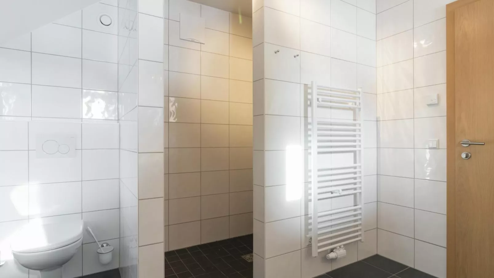Sonnenalm-Bathroom