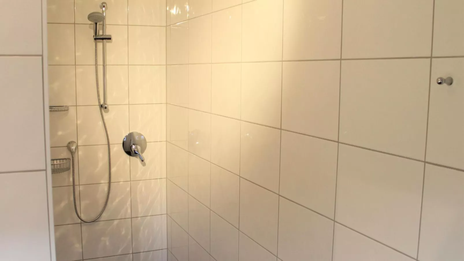 Sonnenalm-Bathroom