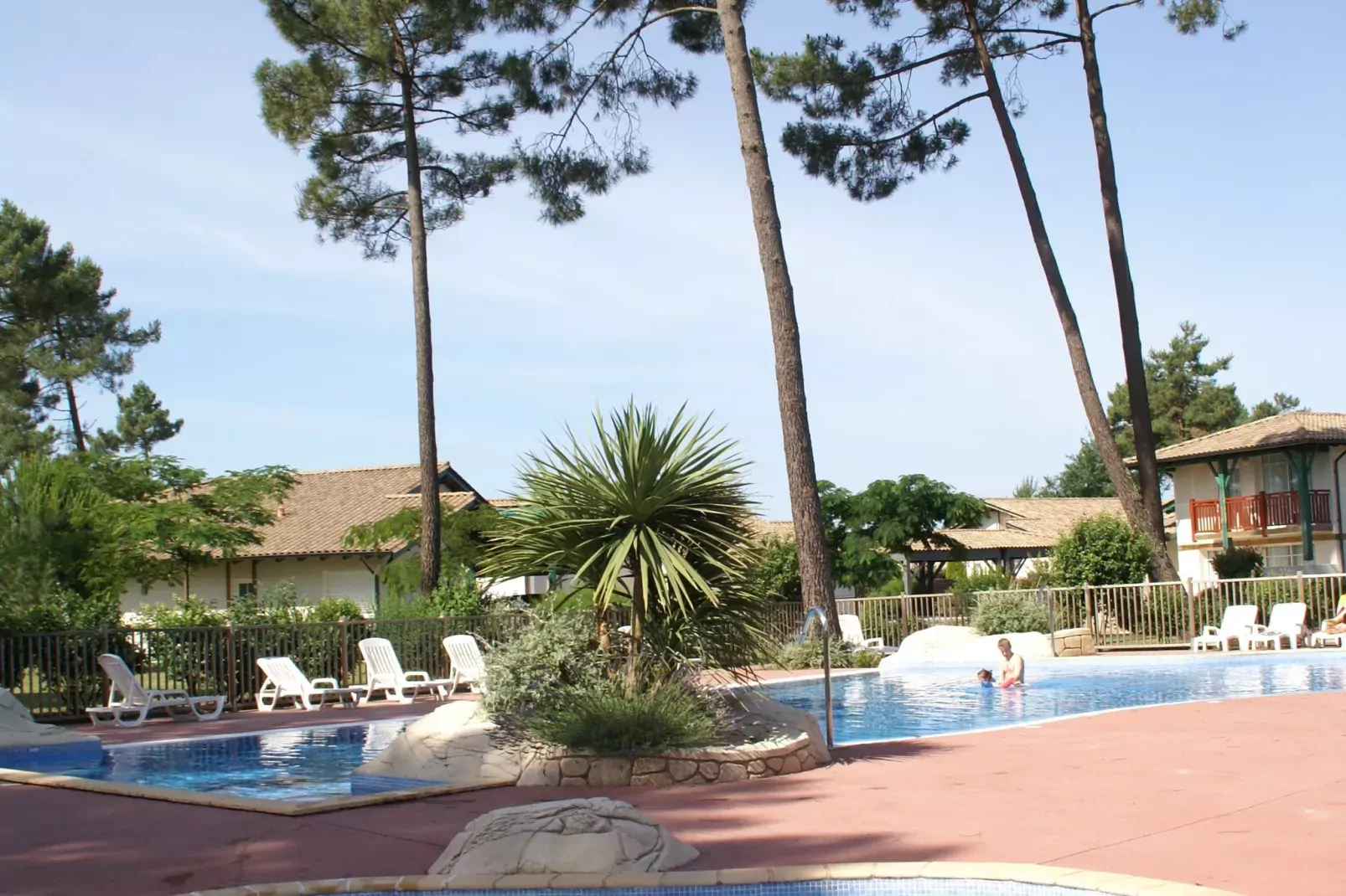 Les Greens du Bassin 5-Park facilities