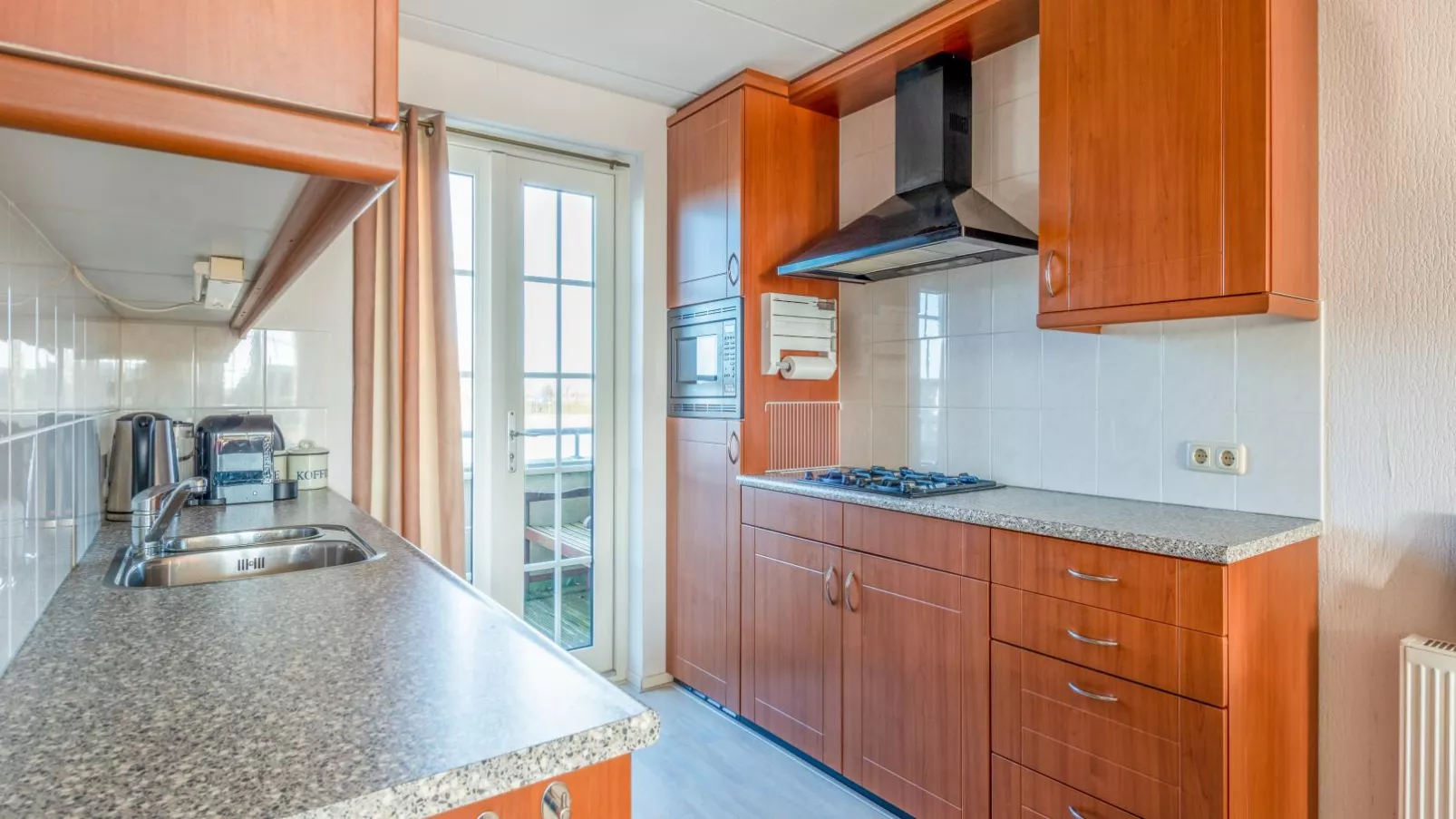 Schippershuis Stavoren-Kitchen
