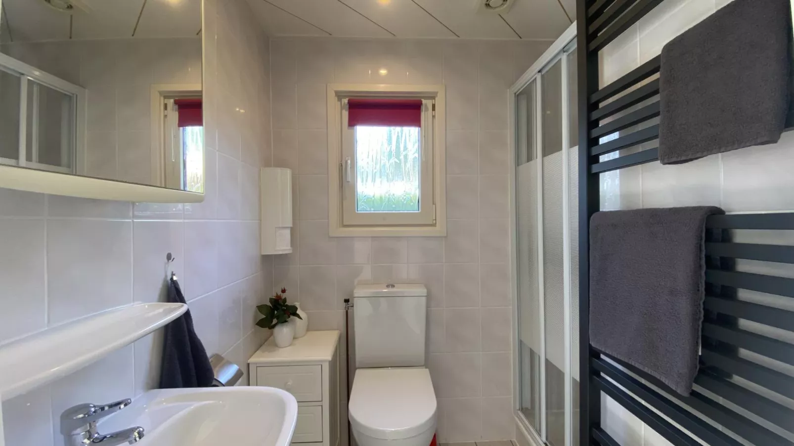 Vakantiehuis Das-Bathroom