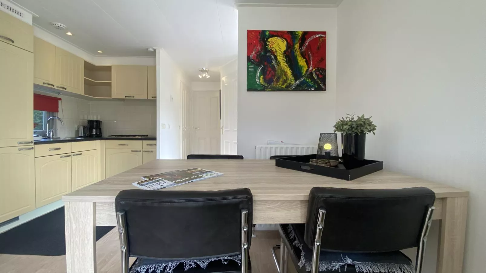 Vakantiehuis Das-Dining room