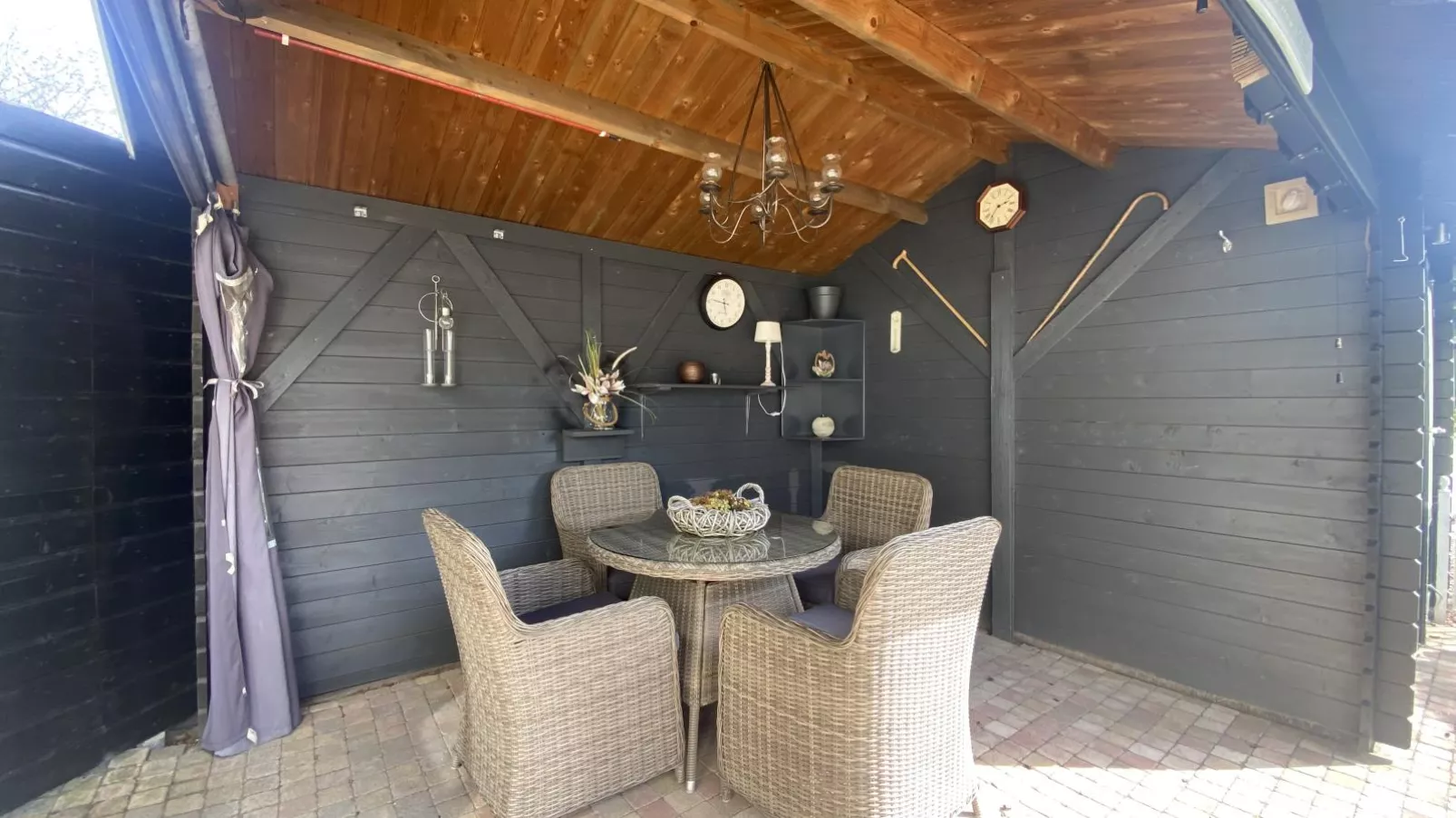 Vakantiehuis Das-Terrace balcony
