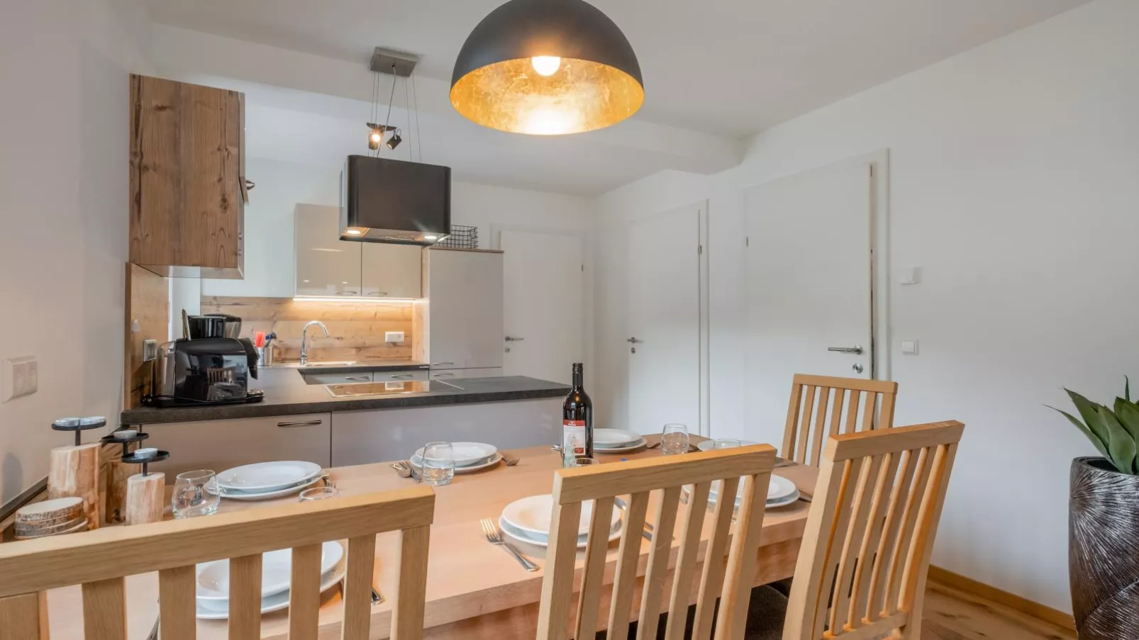 Ski Nature Apartment Lungau Top 15-Esszimmer